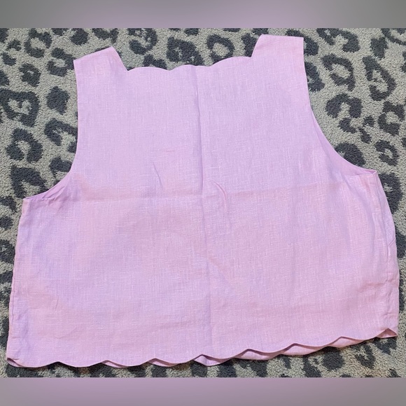 Abercrombie Premium Linen Scallop Hem Top - Picture 4 of 6